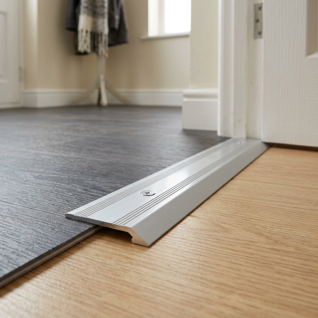 Aluminium Vinyl Edge Silver - 5 x 0.895m Lengths