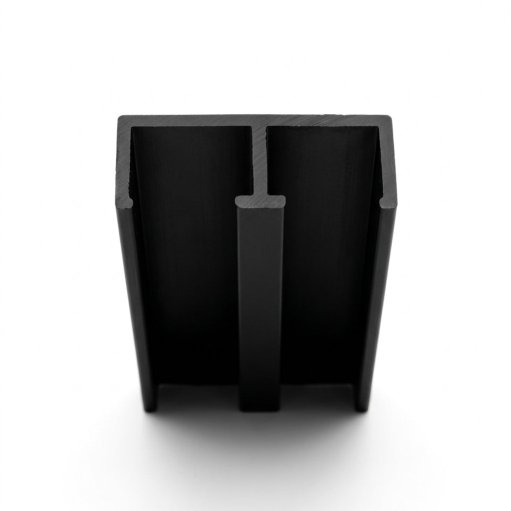 Black 19mm Double Track Centre Leg - Pack of 6, 2.44m Lengths