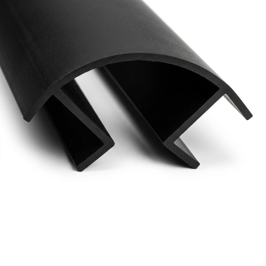 16mm Round Plastic Corner Black - Pack of 6, 2.44m Each