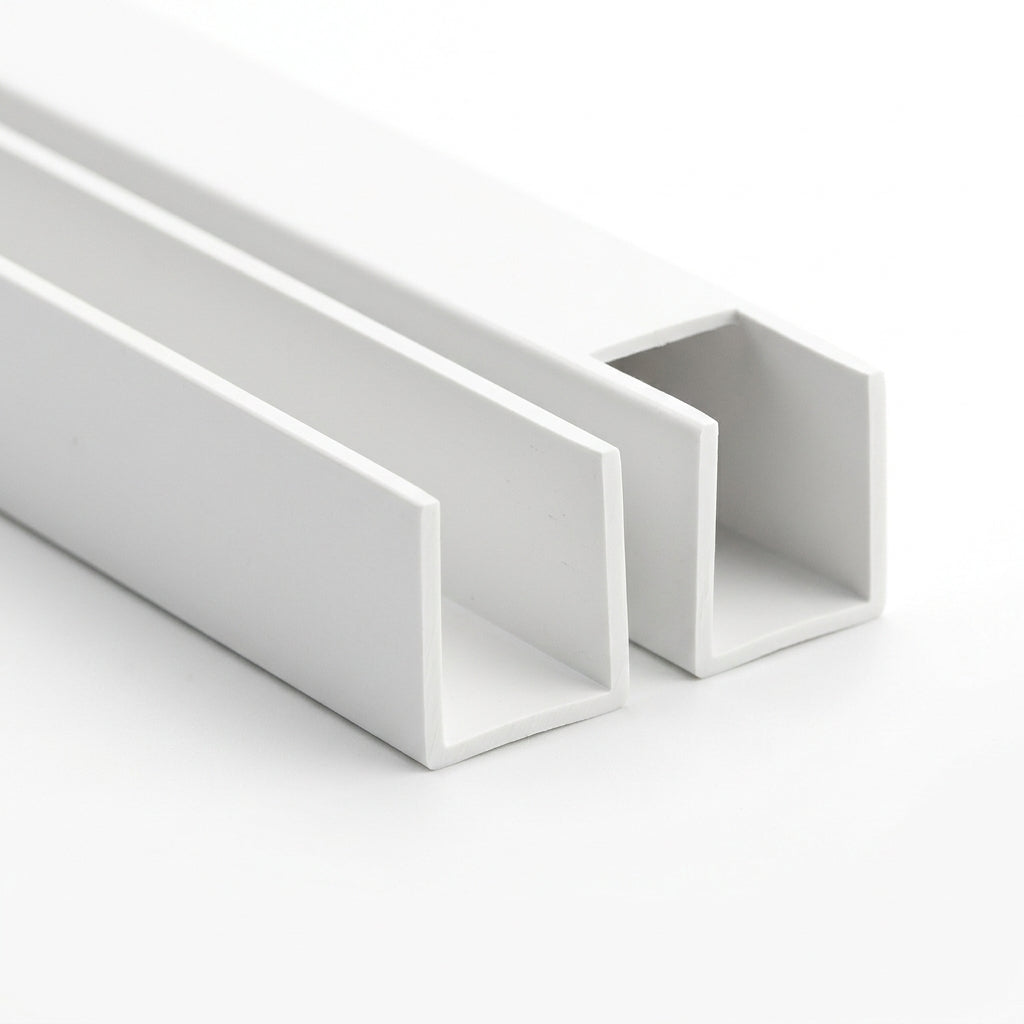 19mm Plastic C Section White - Pack of 10, 3m Each