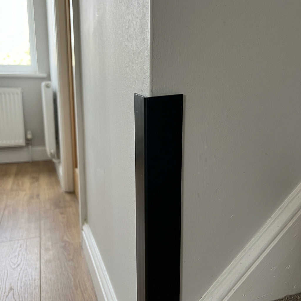 32mm Vanilla Plastic Angle - Pack of 12, 2.44m Each